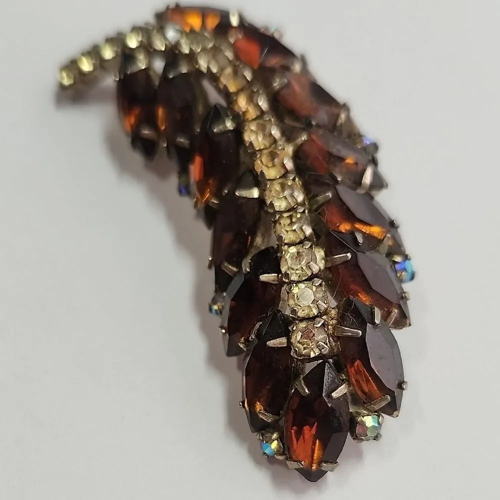 Mid Century Root Beer AB Crystal Rhinestone Brooch